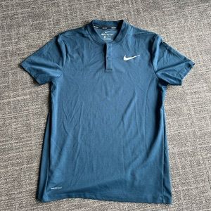 Nike Men’s Aeroreact Golf Shirt - Navy - Medium